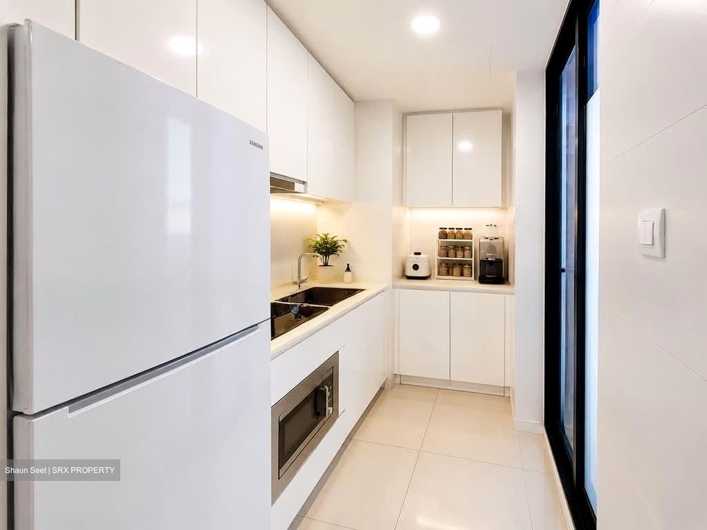 Sky Vue (D20), Condominium #565712151